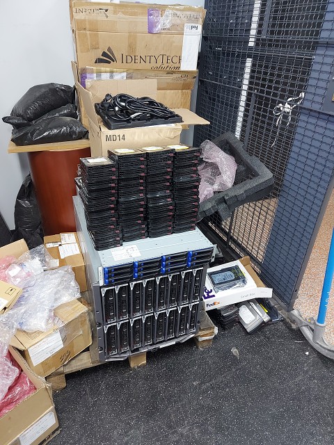 20231017 134720 - Big Ole Pile Of Throw Out